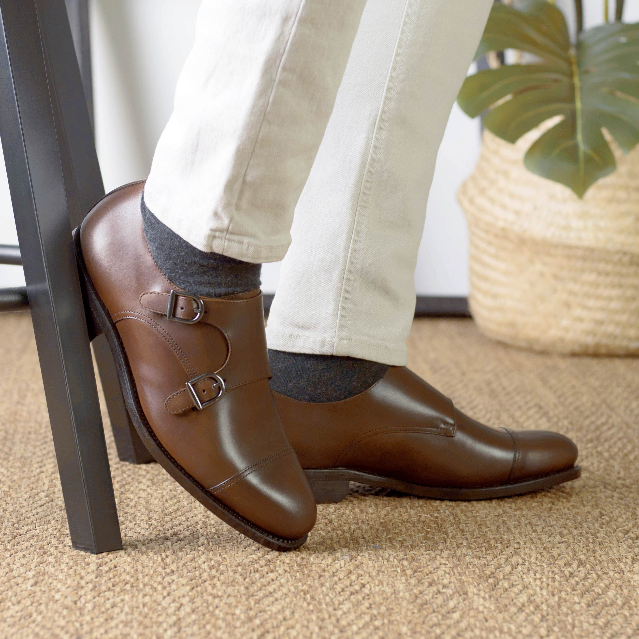 Double Monk - Saddle Brown